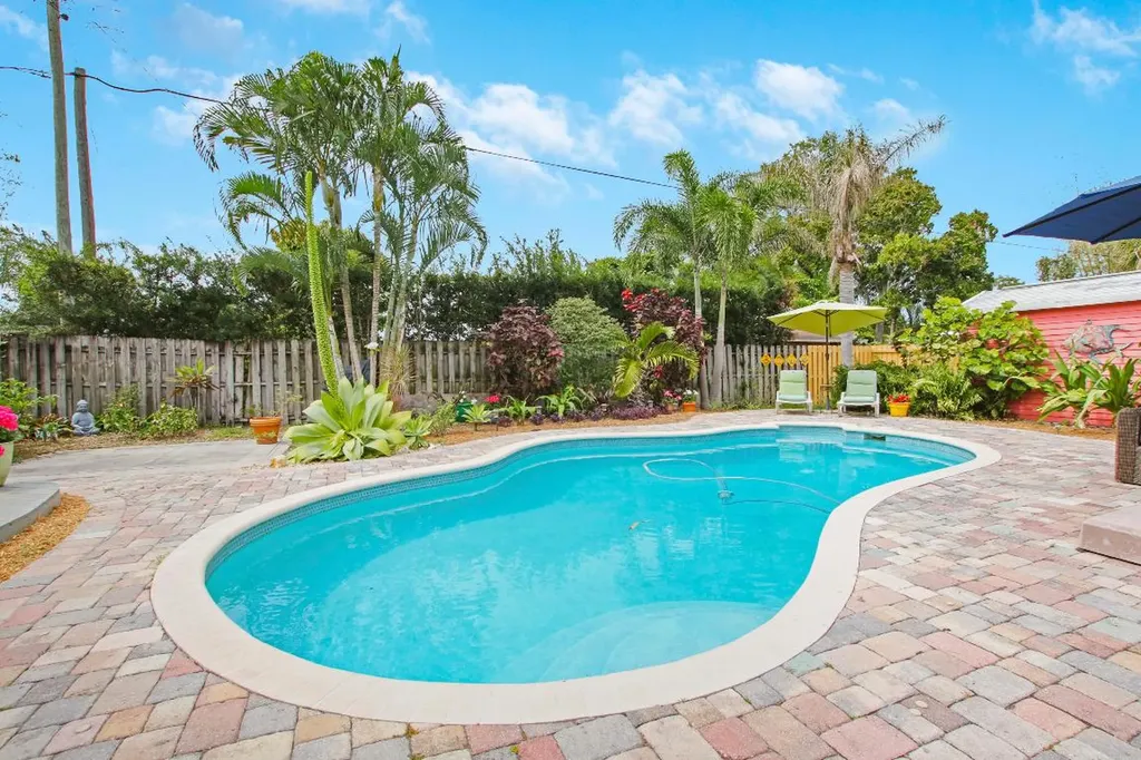 816 SE Dolphin Drive Stuart FL 34996