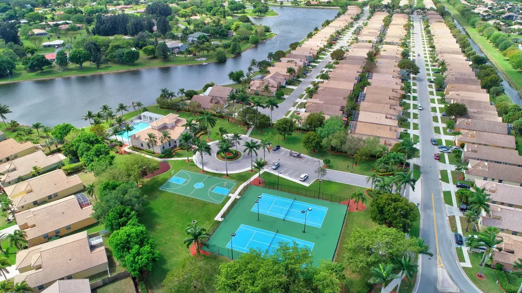 8027 Bellagio Lane Boynton Beach FL 33472