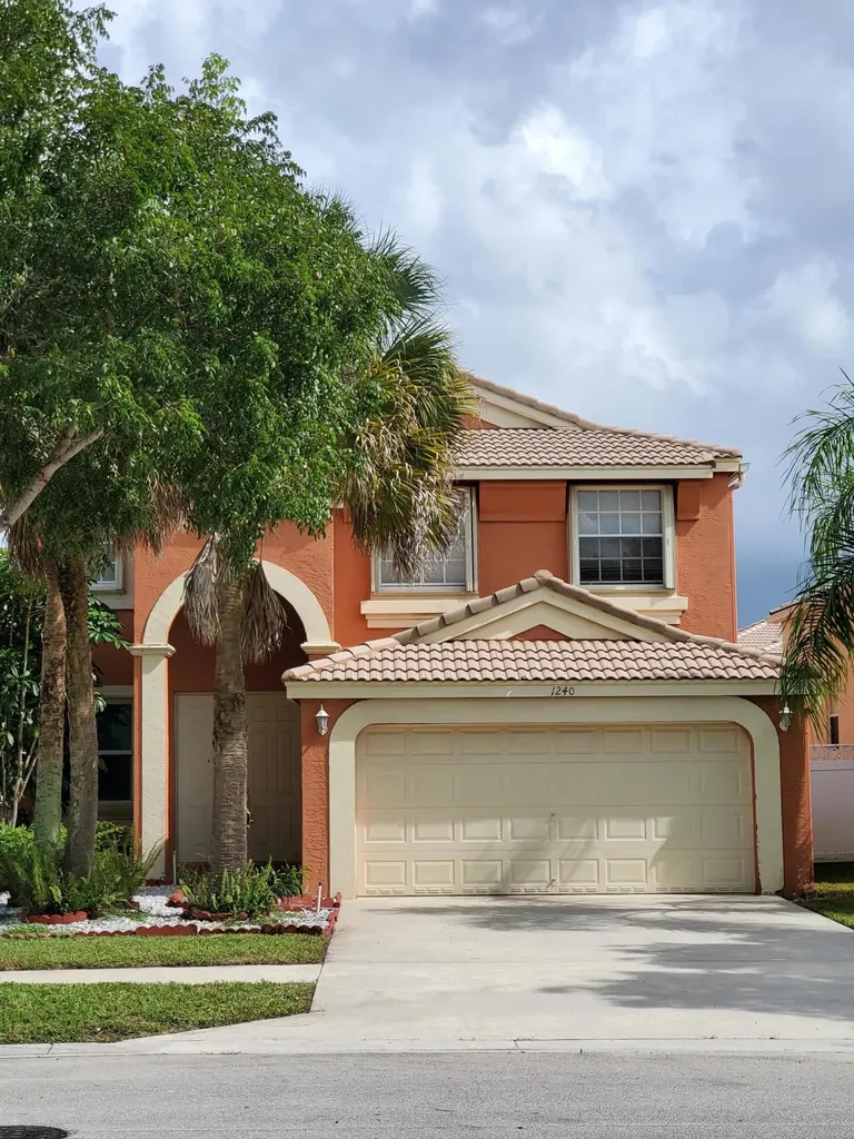 1240 Oakwater Drive Royal Palm Beach FL 33411
