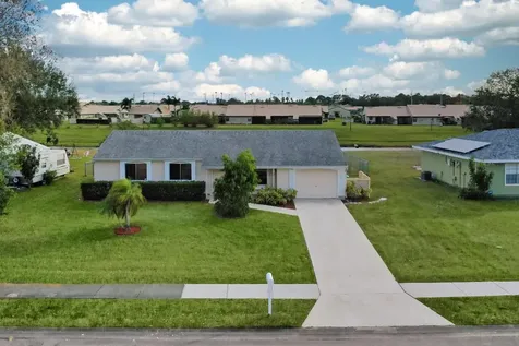 750 SW Bridgeport Drive Port St Lucie FL 34953