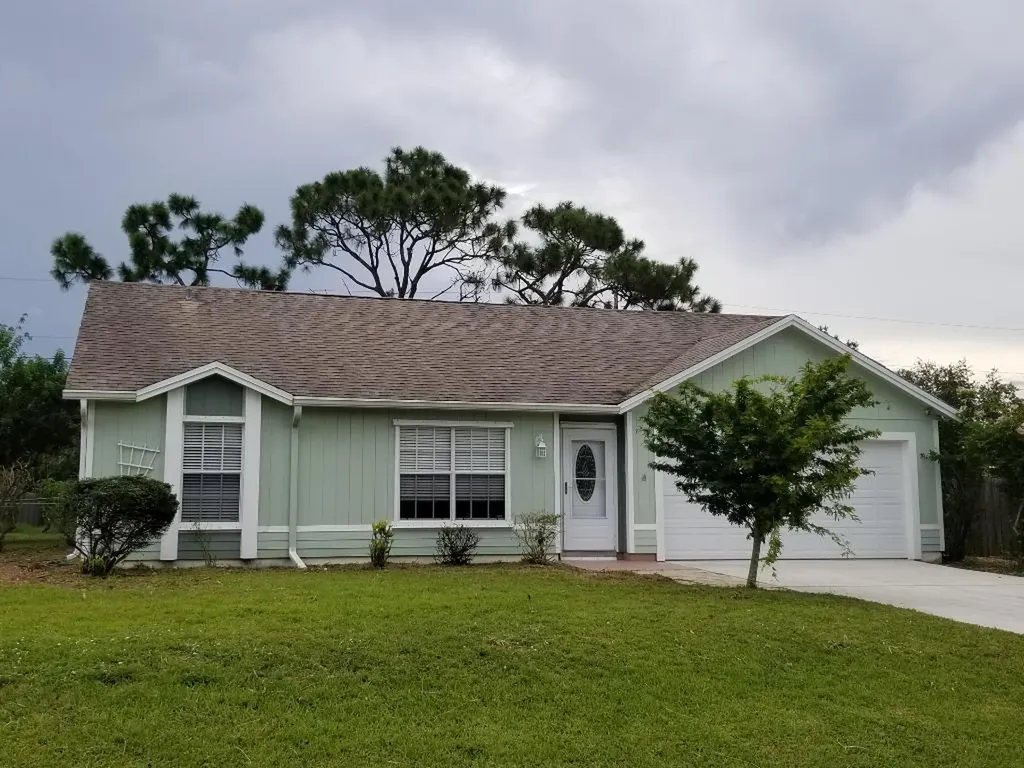466 SW Namoit Place Port St Lucie FL 34953