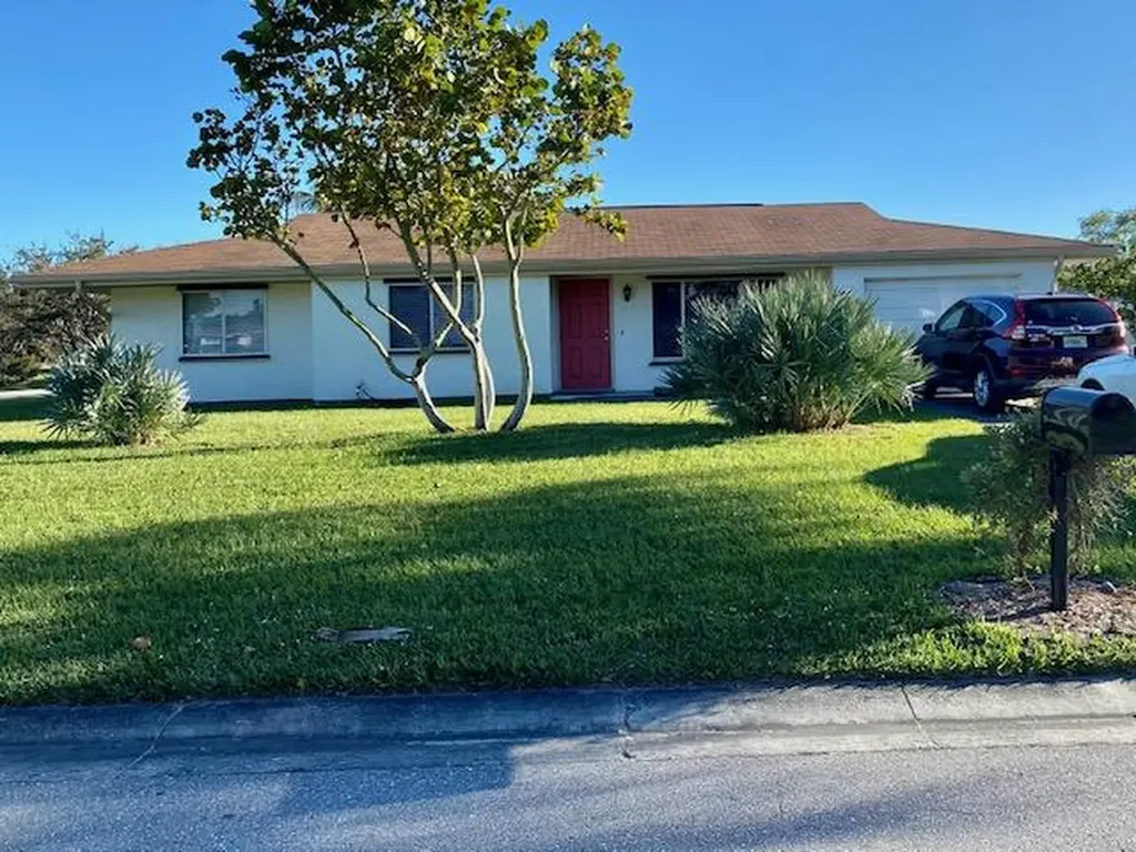 1950 SE Rainier Road Port St Lucie FL 34952