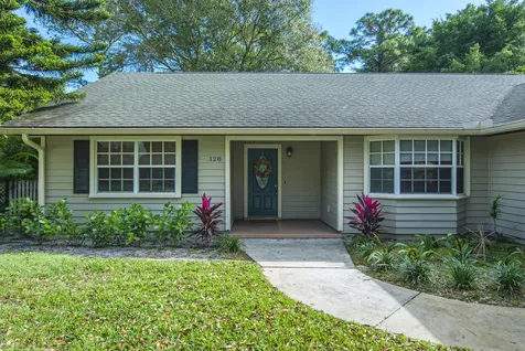 128 38th Court Vero Beach FL 32968