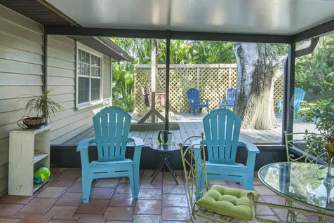 128 38th Court Vero Beach FL 32968