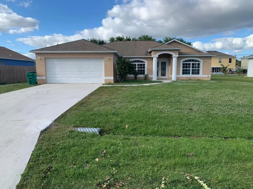 879 SW Amethist Terrace Port St Lucie FL 34953