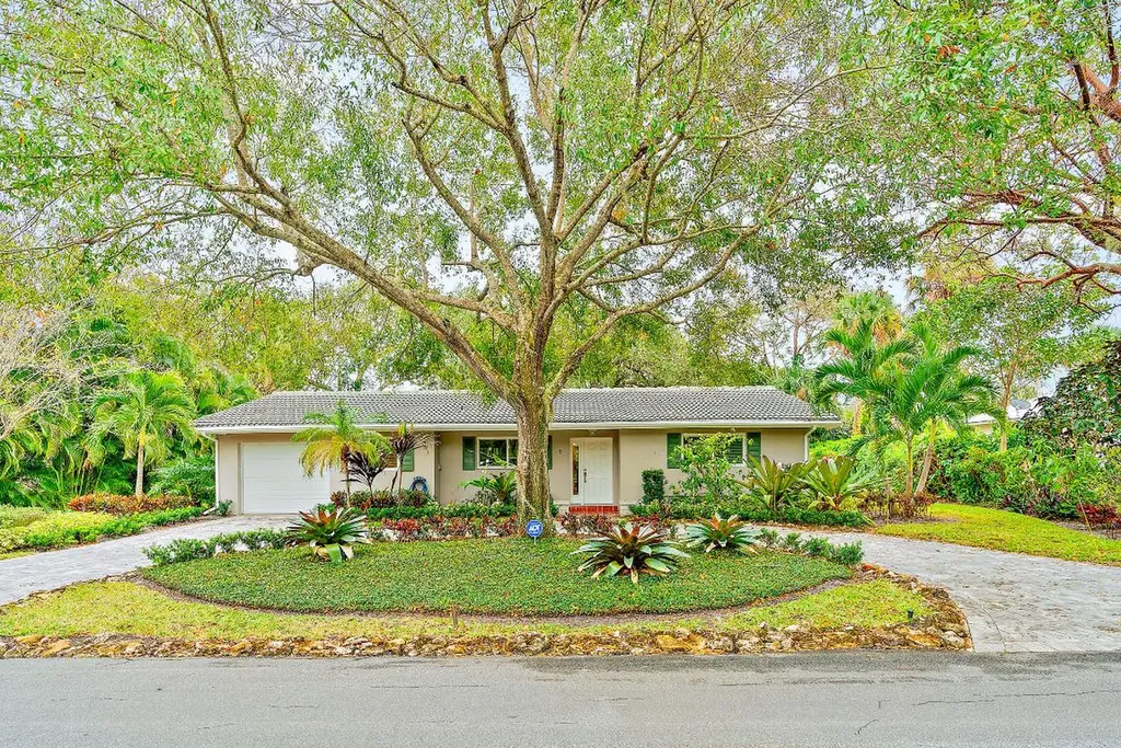 9 Emarita Way Stuart FL 34996