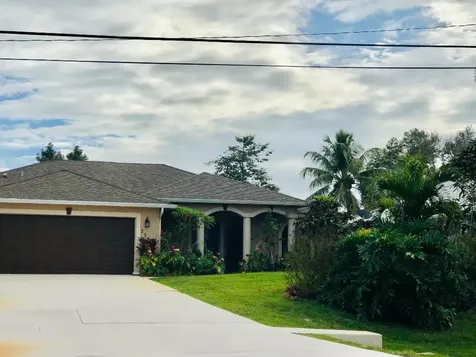 3317 SE West Snow Road Port St Lucie FL 34984