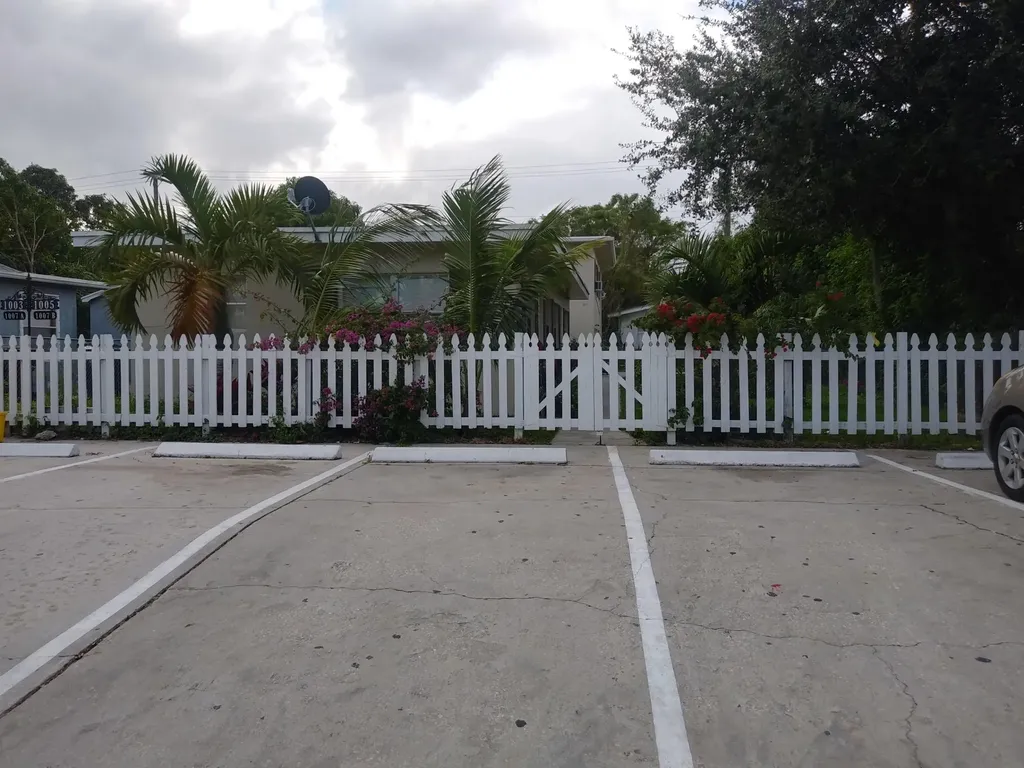 1005 S E Street Lake Worth Beach FL 33460