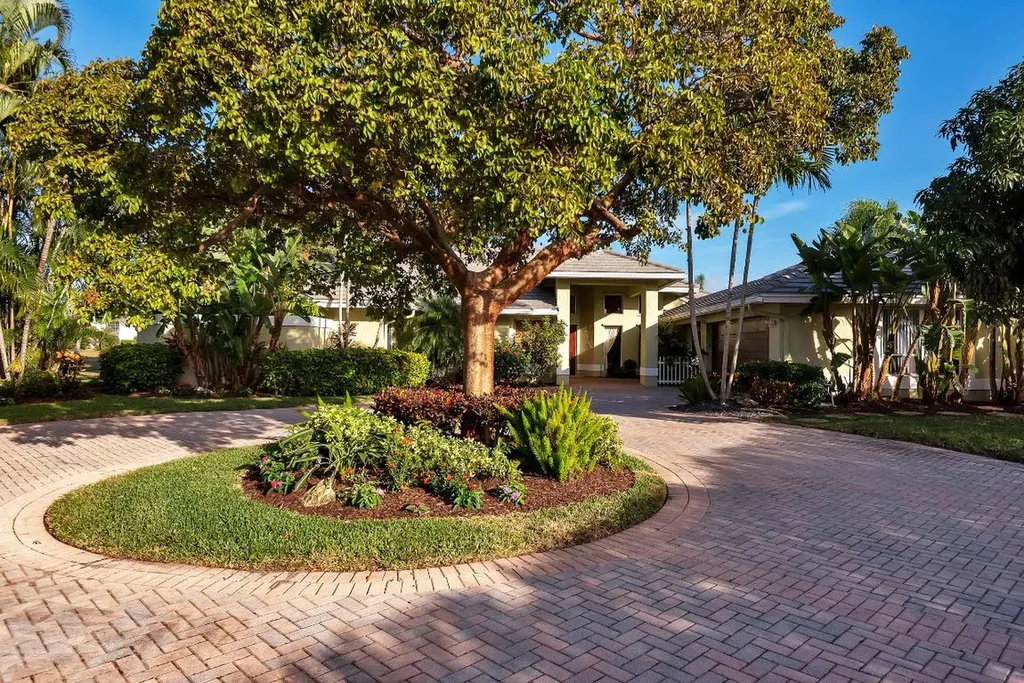 5900 NW 4th Avenue Boca Raton FL 33487