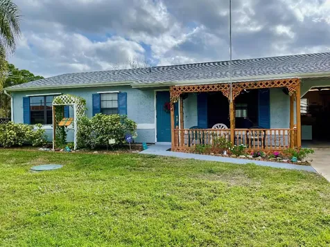 2684 SE Ibis Avenue Port St Lucie FL 34952