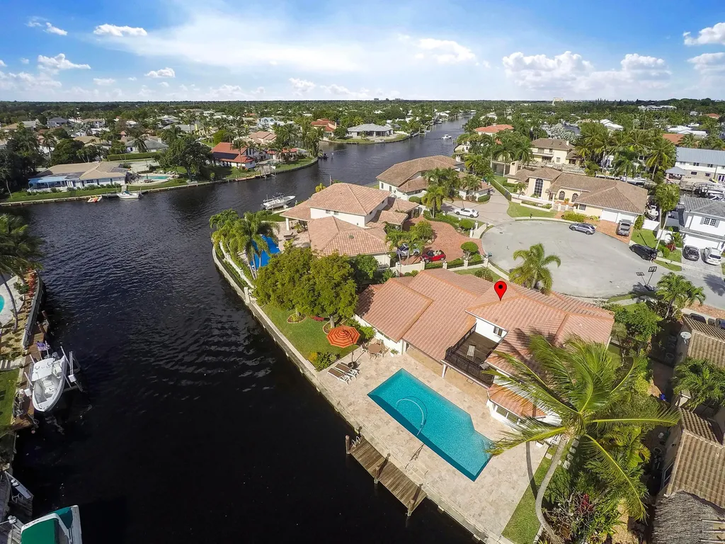 566 SW 15th Road Boca Raton FL 33432