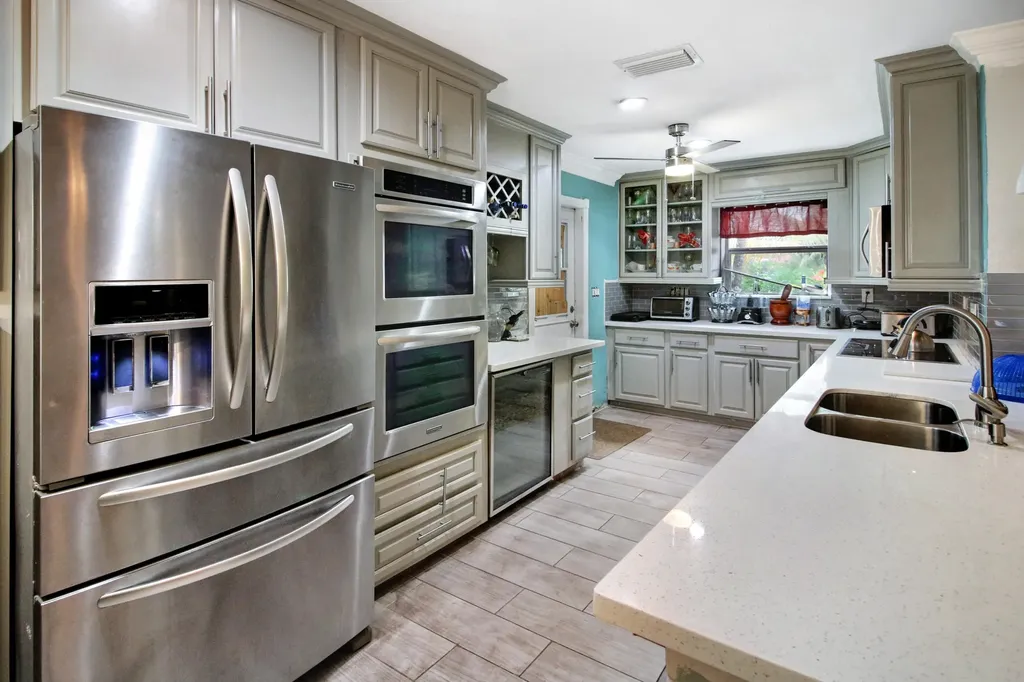260 NE 27th Street Pompano Beach FL 33064