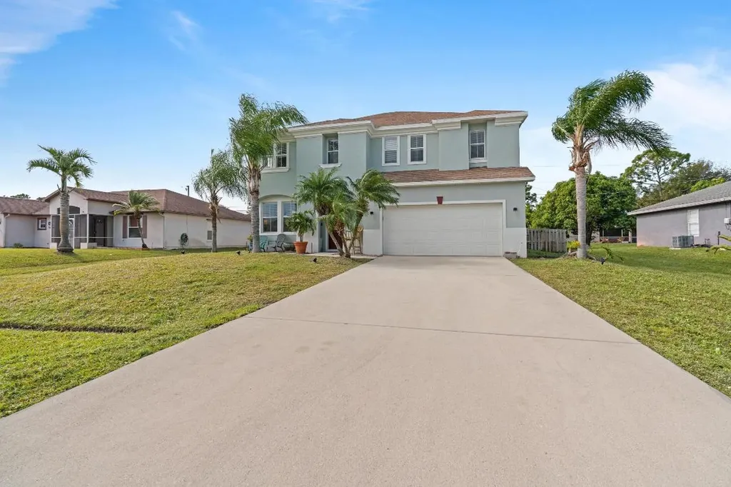 3269 SE West Snow Road Port St Lucie FL 34984