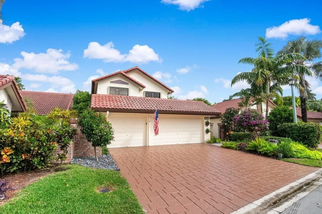 21670 Club Villa Terrace Boca Raton FL 33433