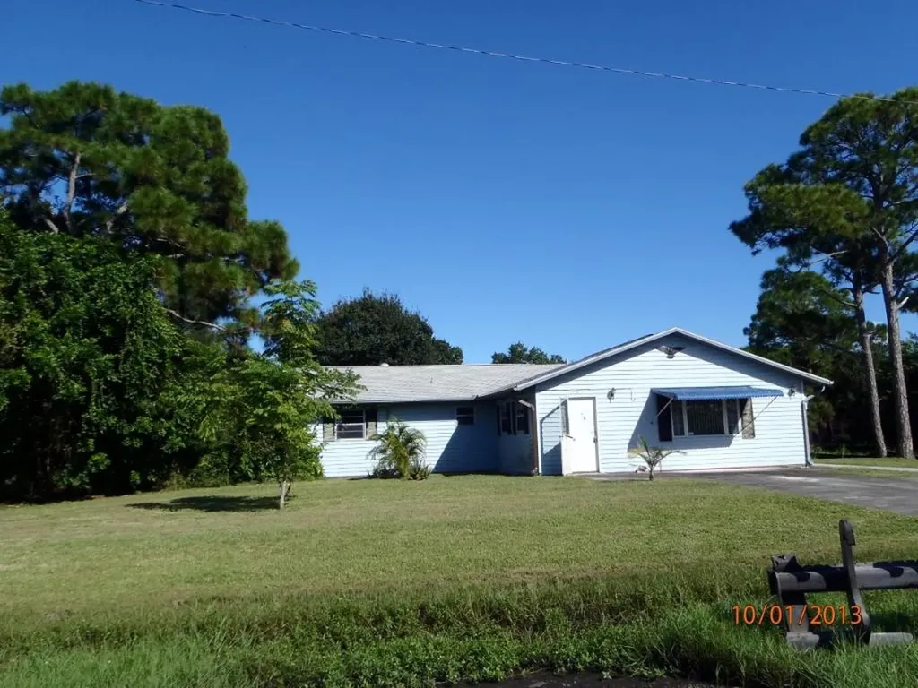 5902 Hickory Drive Fort Pierce FL 34982