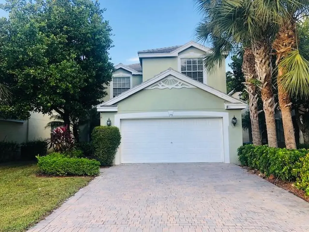 173 Berenger Walk Royal Palm Beach FL 33414