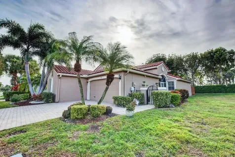 7452 Granville Avenue Boynton Beach FL 33437