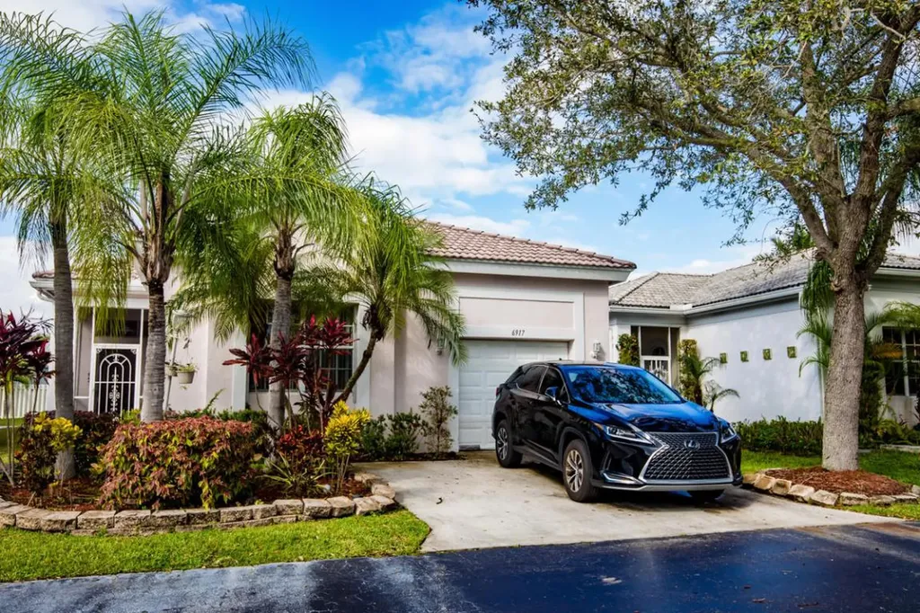 6917 NW 32nd Street Margate FL 33063