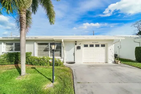 122 NW 10th Court Boynton Beach FL 33426