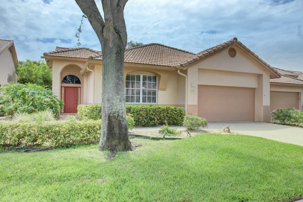 8840 Shoal Creek Lane Boynton Beach FL 33472