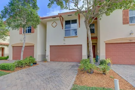 119 E Prive Circle Delray Beach FL 33445