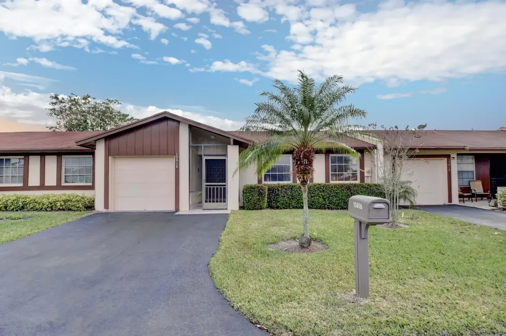 15816 Philodendron Circle Delray Beach FL 33484
