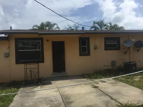 2743 NW 2nd Street Boynton Beach FL 33435