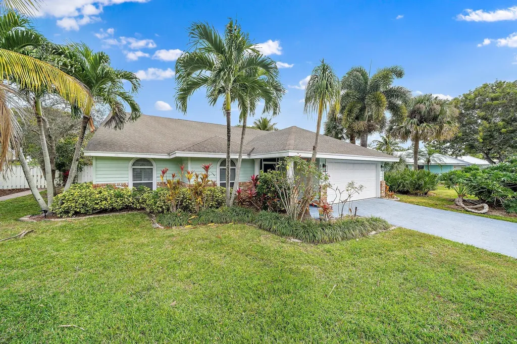 875 Summerwood Drive Jupiter FL 33458