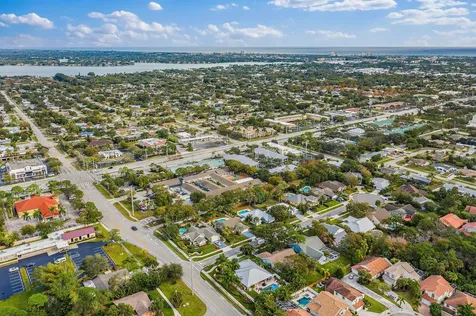 875 Summerwood Drive Jupiter FL 33458
