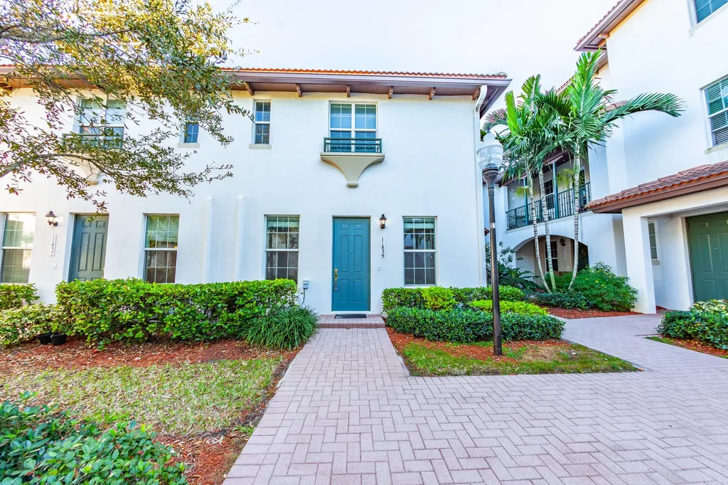 11839 SW 27th Street Miramar FL 33025