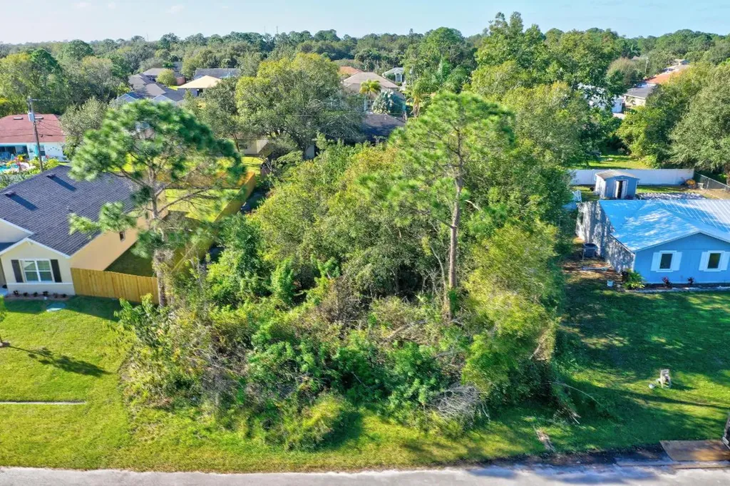 1774 SW Cecelia Lane Port St Lucie FL 34953