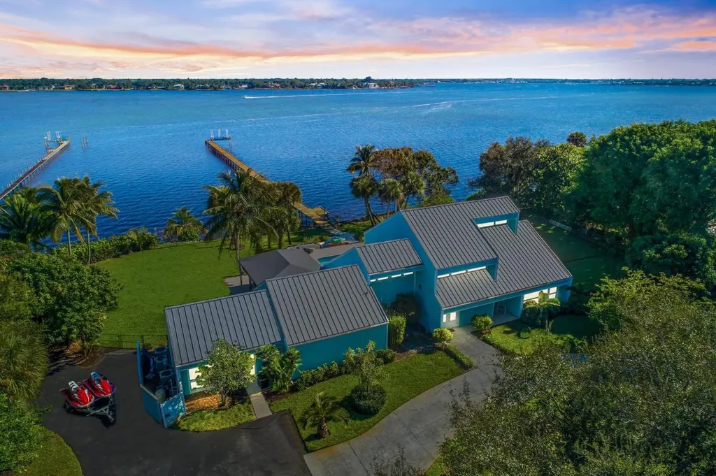 3315 NW Perimeter Road Palm City FL 34990