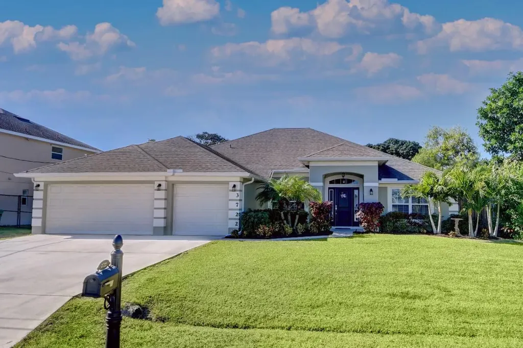 3722 SW Lachine Street Port St Lucie FL 34953