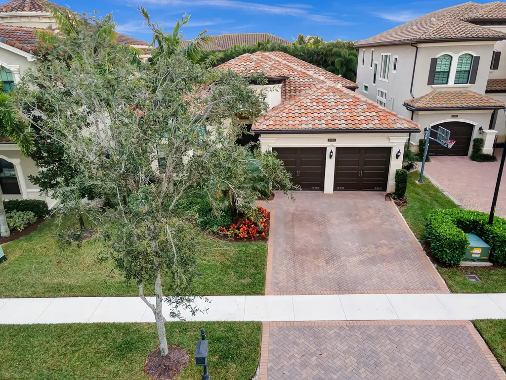 8278 Banpo Bridge Way Delray Beach FL 33446