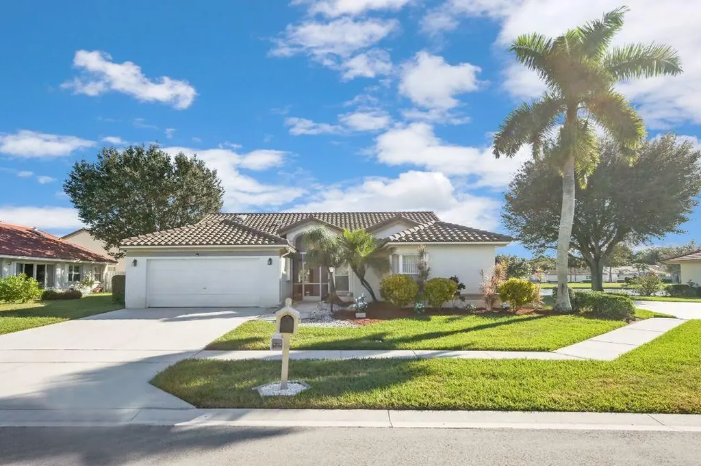 3860 Hidden Cypress Way Lake Worth FL 33467