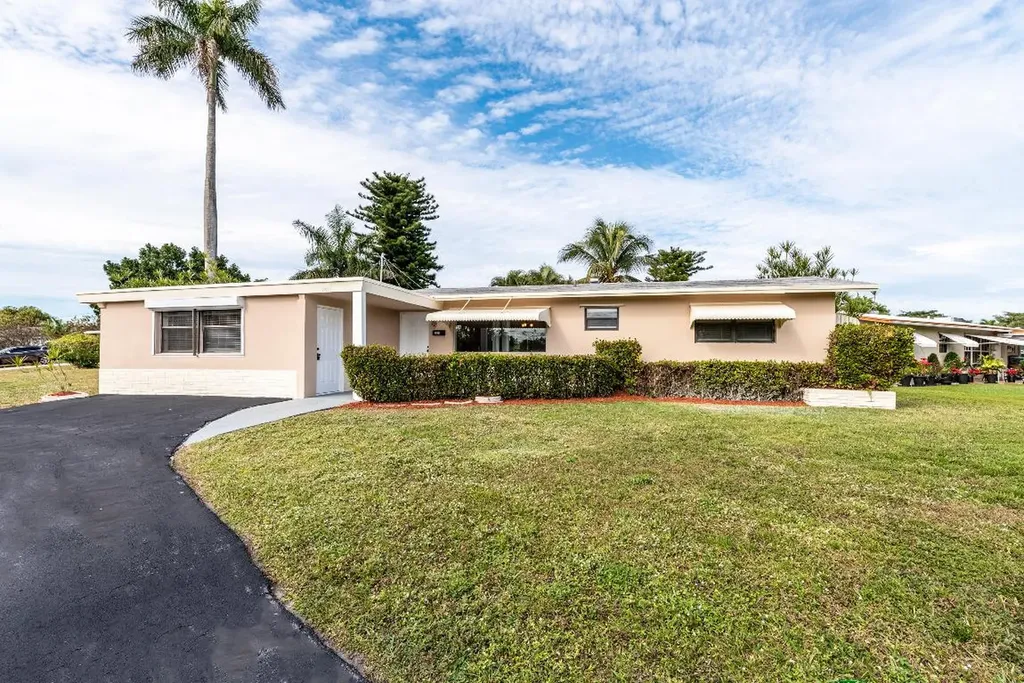 1303 W River Drive Margate FL 33063