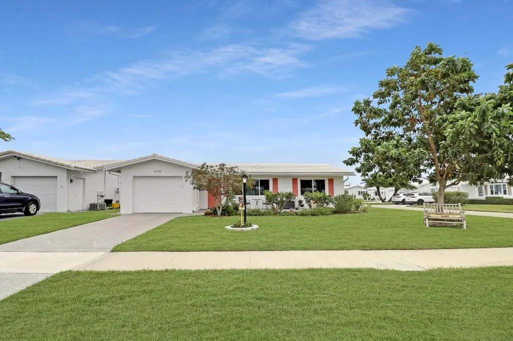 2106 SW 18th Street Boynton Beach FL 33426