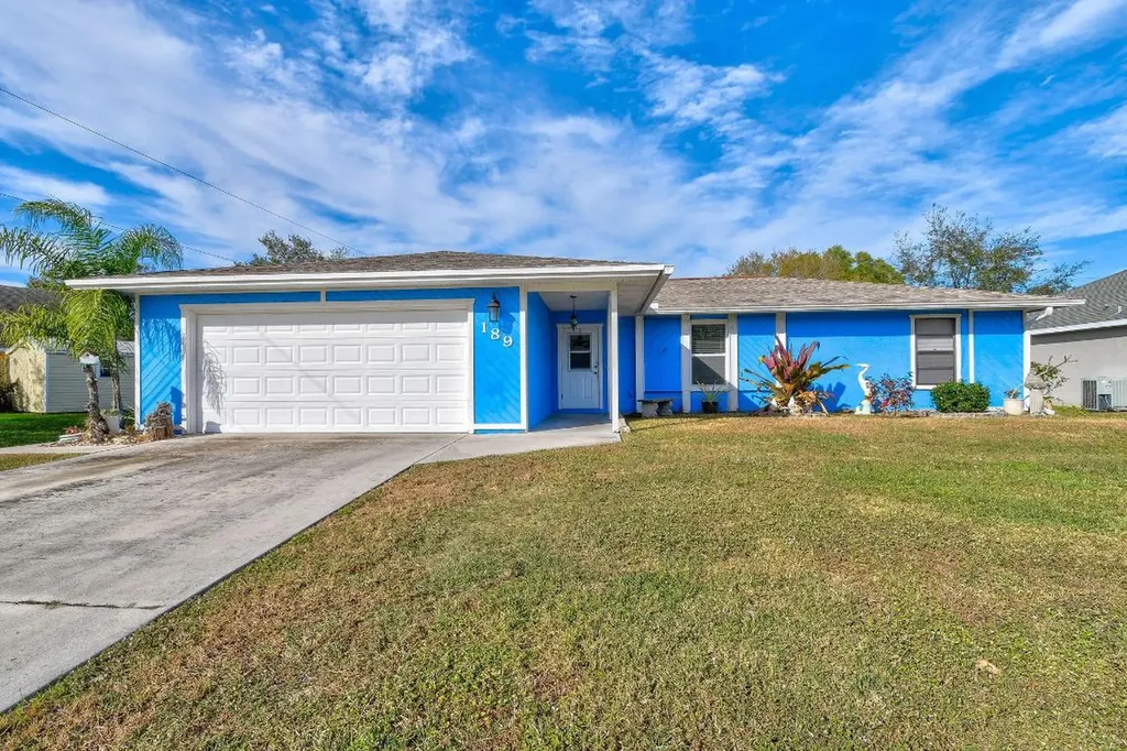 189 SW Fairview Avenue Port St Lucie FL 34983