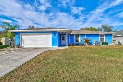 189 SW Fairview Avenue Port St Lucie FL 34983