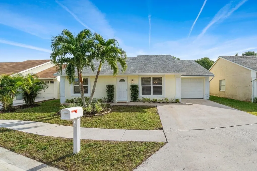 5345 Blueberry Hill Avenue Lake Worth FL 33463