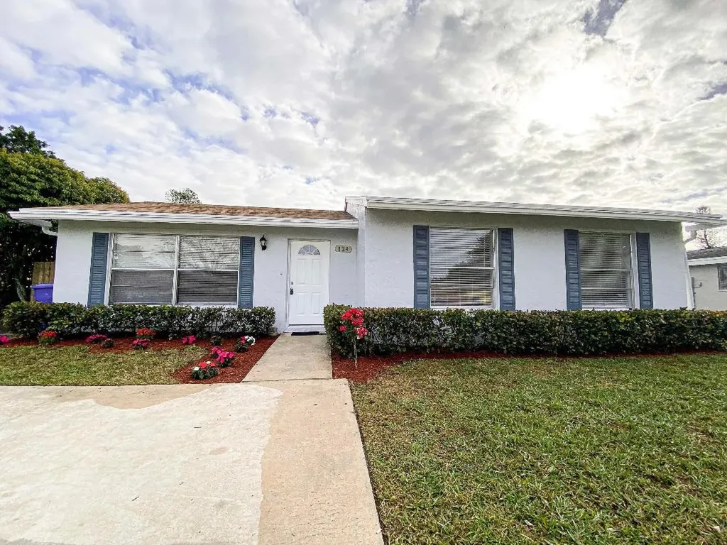 824 Croton Drive Royal Palm Beach FL 33411