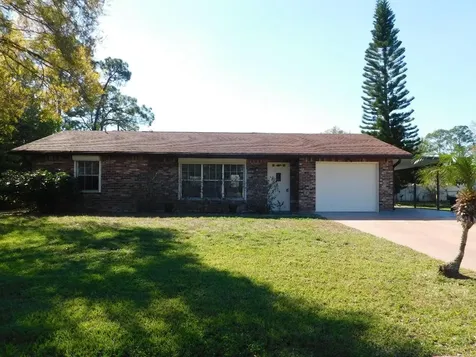 8507 Santa Clara Boulevard Fort Pierce FL 34951