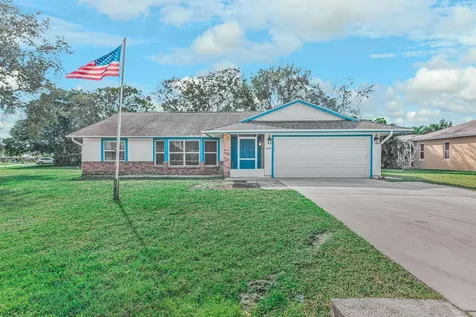 2490 SE Pascal Avenue Port St Lucie FL 34952