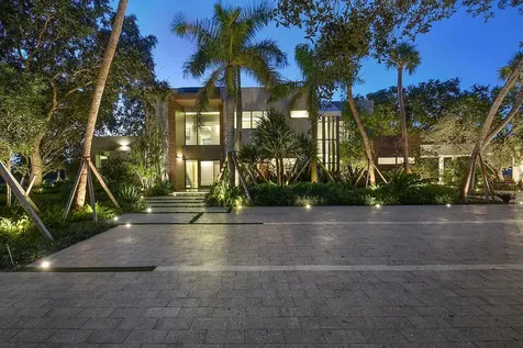 8765 Horseshoe Lane Boca Raton FL 33496