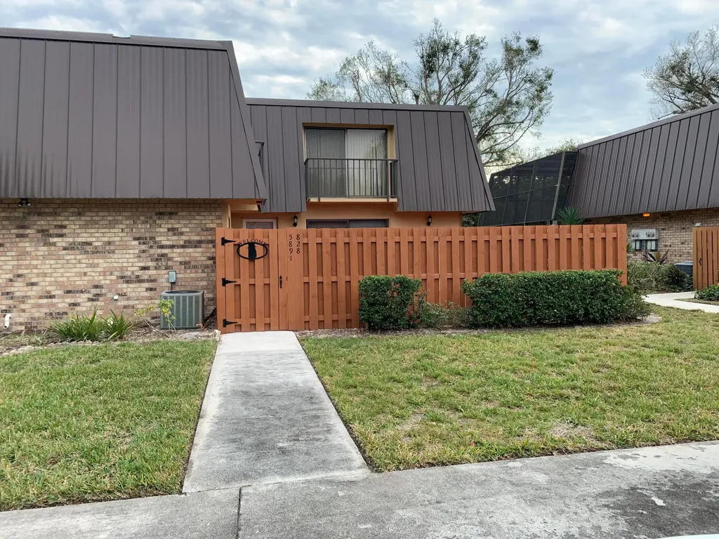 5891 SE Windsong Lane Stuart FL 34997