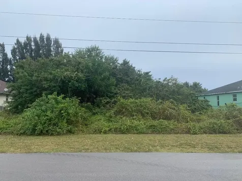 3631 SW San Benito Street Port St Lucie FL 34953