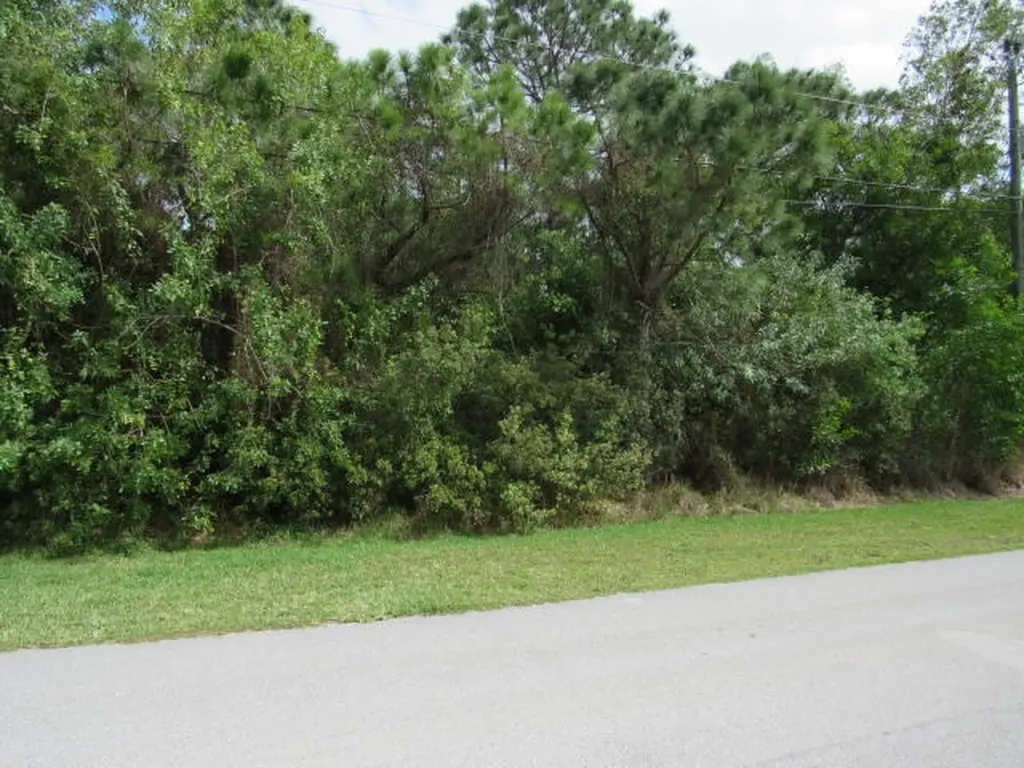 3106 SW Centamino Street Port St Lucie FL 34953