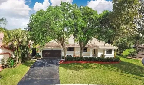 2210 SW 97th Lane Davie FL 33324