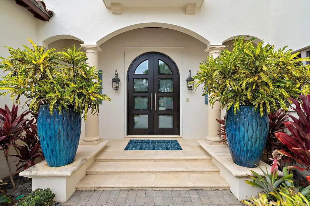 528 Bald Eagle Drive Jupiter FL 33477