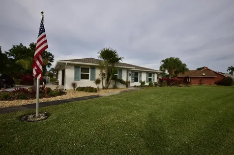 1023 NE Country Way Jensen Beach FL 34957